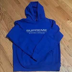 Supreme Hoodie  Size L